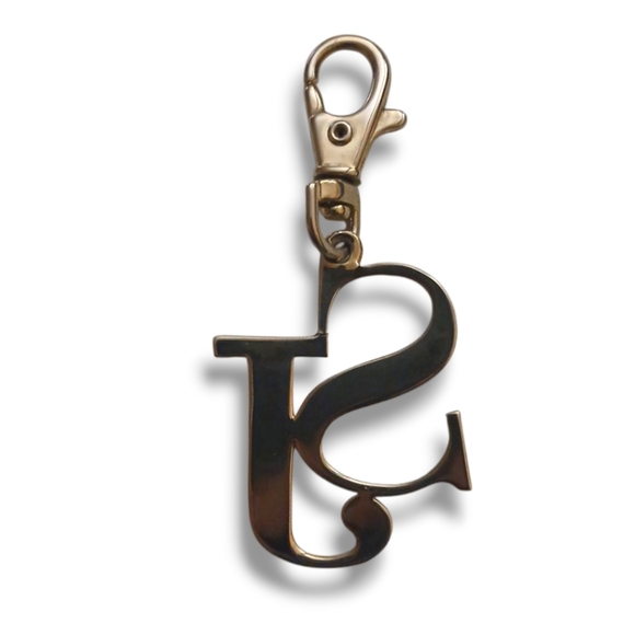 🚨SOLD🚨Pre-loved St. John Silver-tone Keychain - Picture 2 of 2